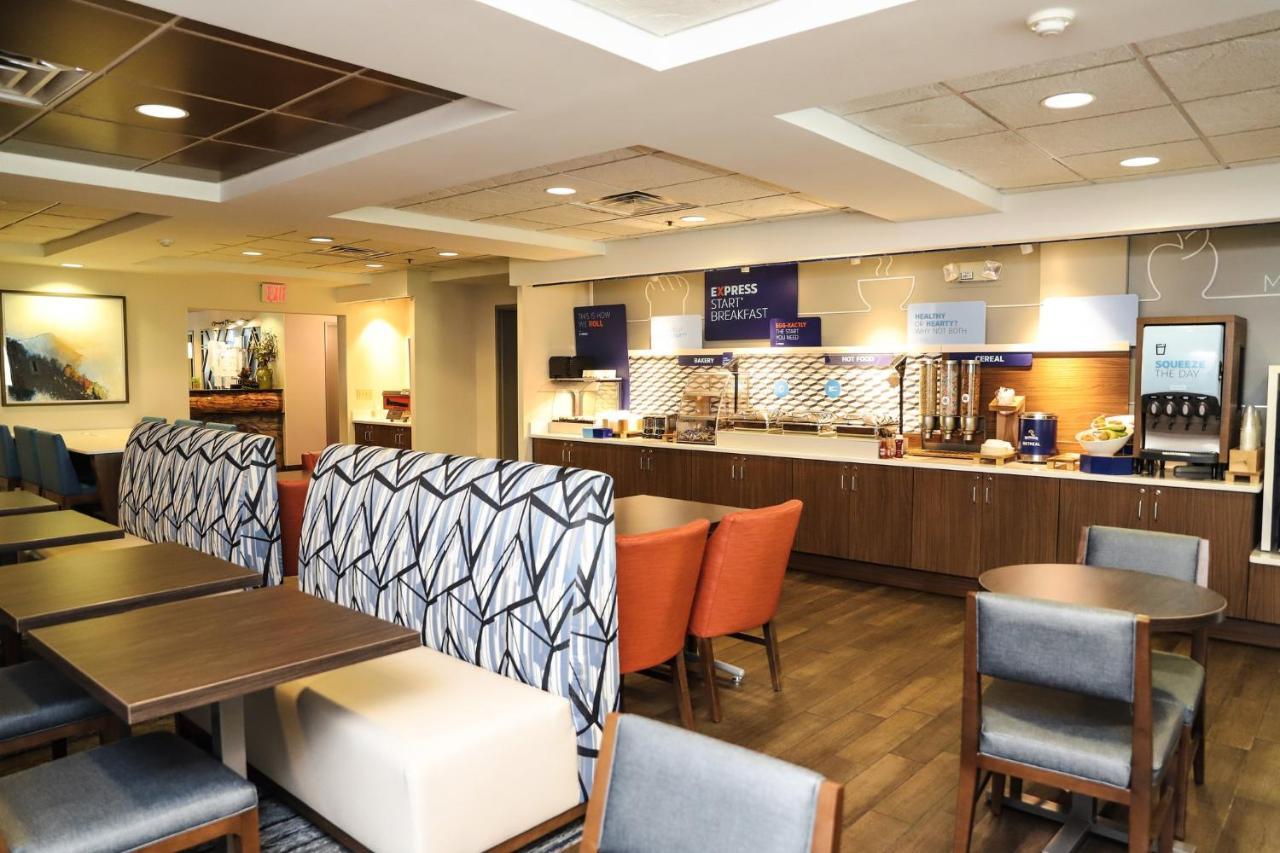Holiday Inn Express & Suites Donegal By Ihg Exterior foto